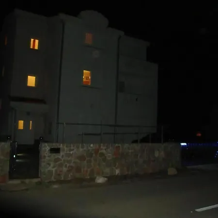Delfini Mit Panoramablick Auf Lejlighed *